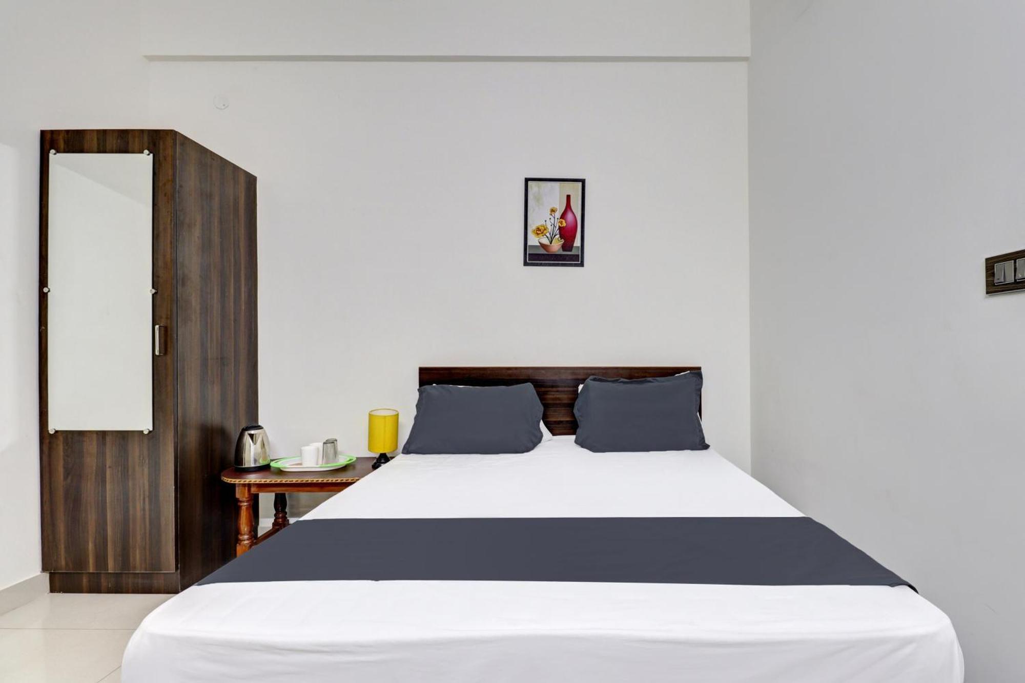 Hotel O J.K. Suites & Rooms Bengalúr Exteriér fotografie