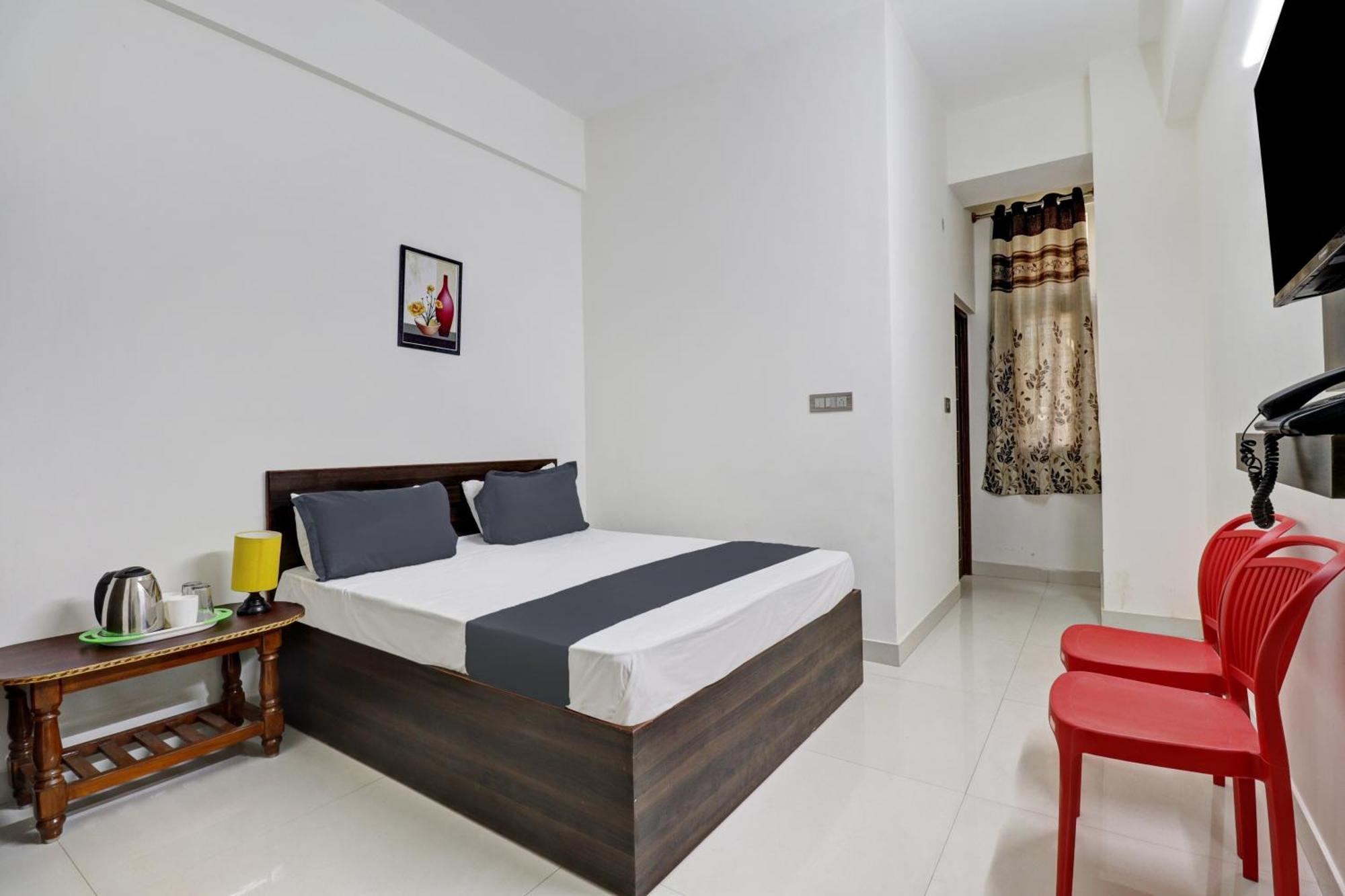 Hotel O J.K. Suites & Rooms Bengalúr Exteriér fotografie